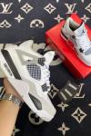 Air Jordan 4 Military Black Beyaz4